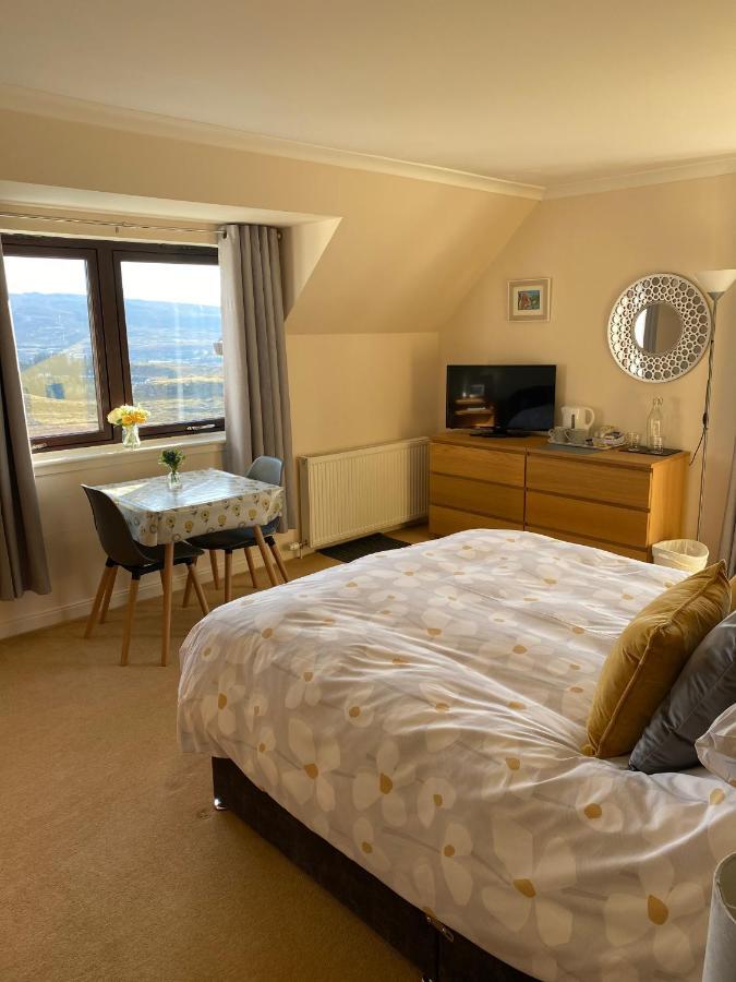Tor View Bed and Breakfast Portree Exteriör bild